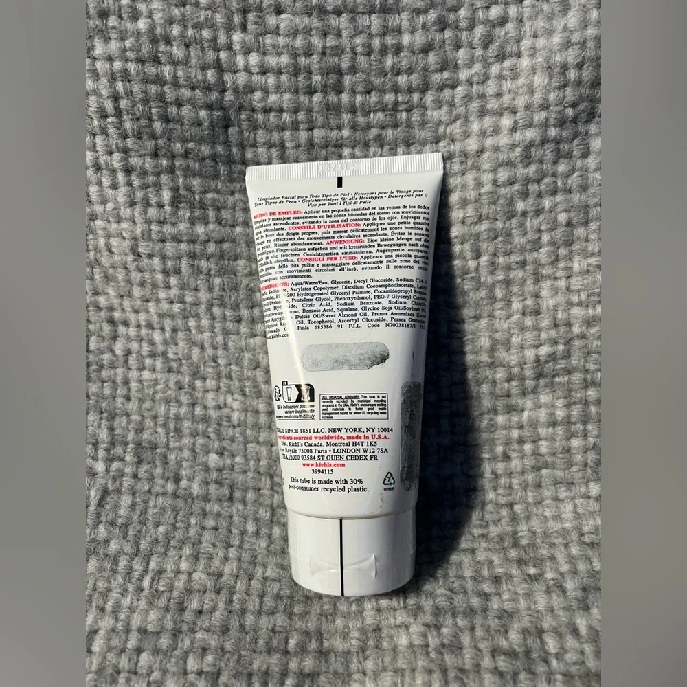 Kiehl's Ultra Facial Cleanser (5 floz) Full Size